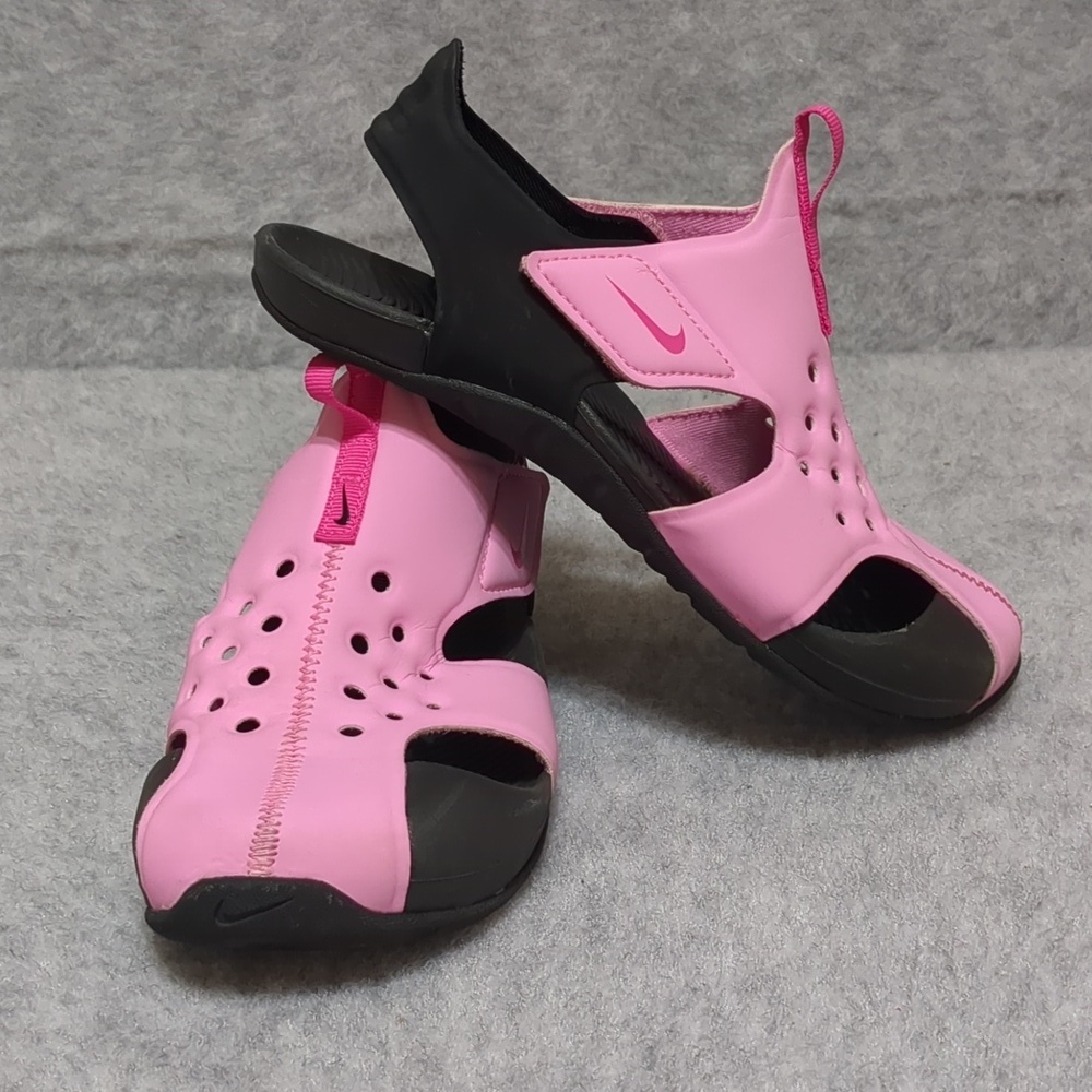 Nike Girls Sport Sandals Pink Black Stylish Lightweight & Comfortable size 2Y - Picture 4 of 8